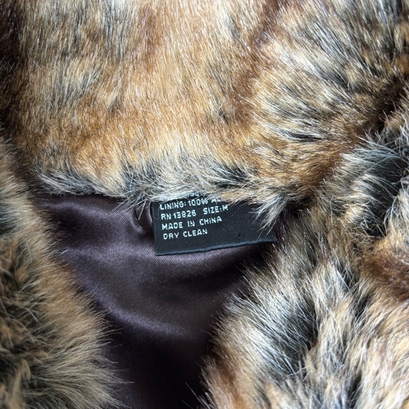 Faux Fur Brown Collared & Lined Vest w/2 Pockets Women’s Size Medium - Picture 4 of 7